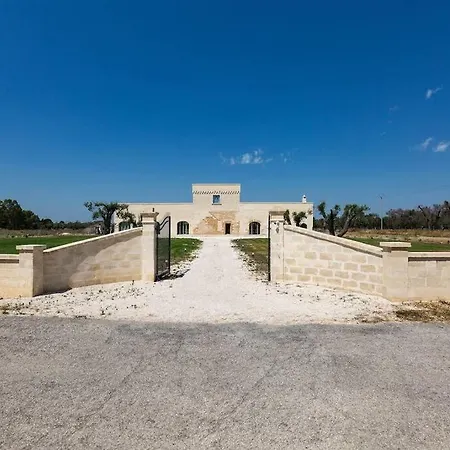 Masseria Bosco Colombo فيلة ميسانيي