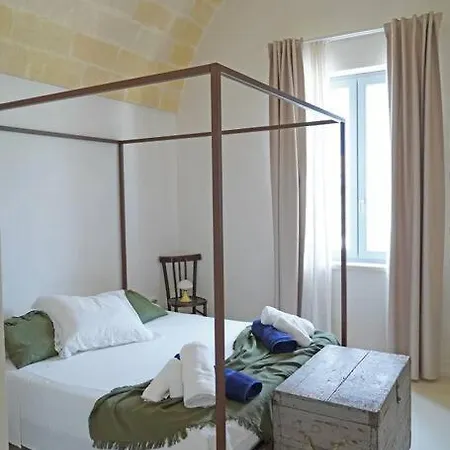 Masseria Bosco Colombo فيلة ميسانيي